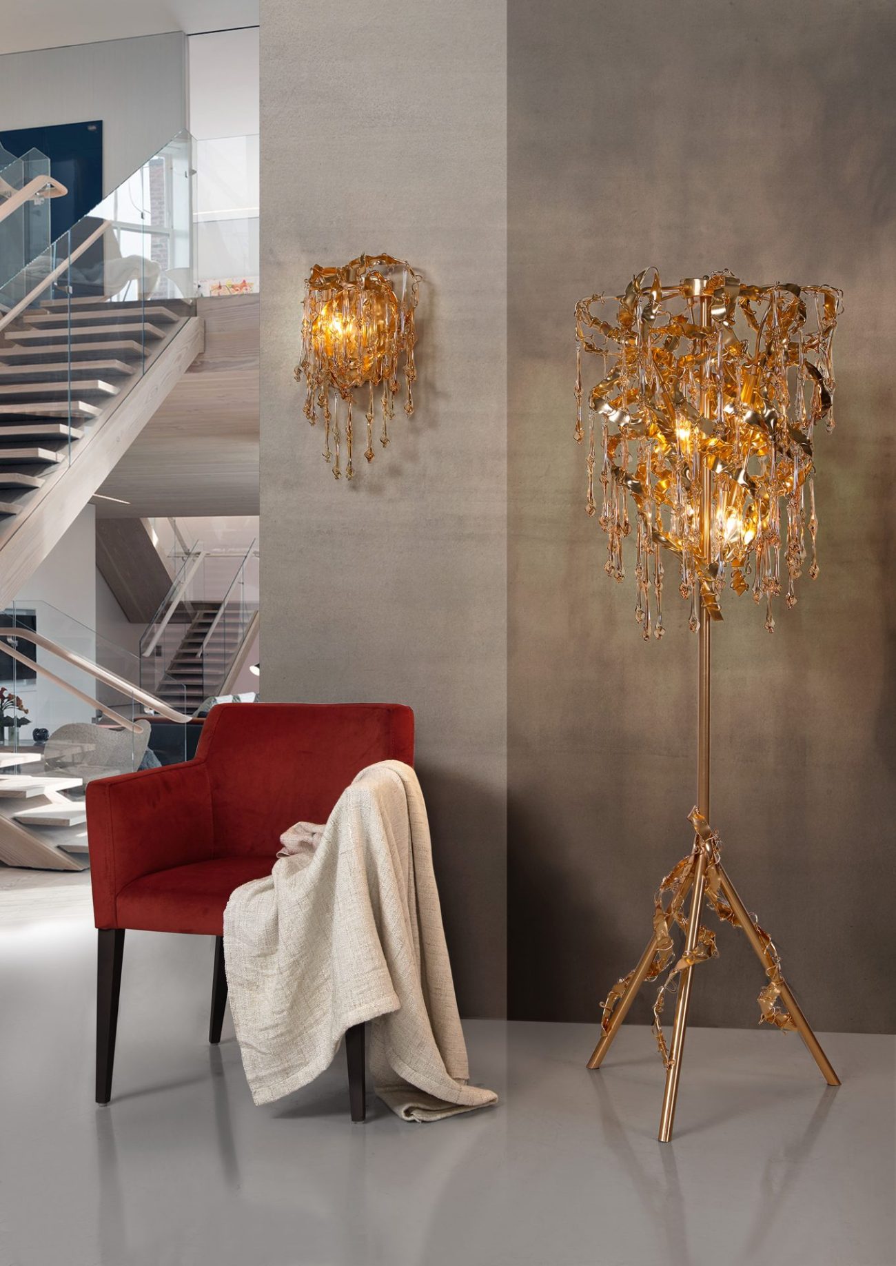 LINE SCULPTURE WALL LAMP - Image 2
