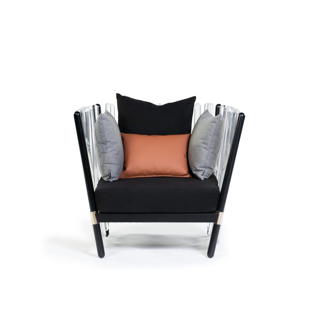 HOUDINI ARMCHAIR